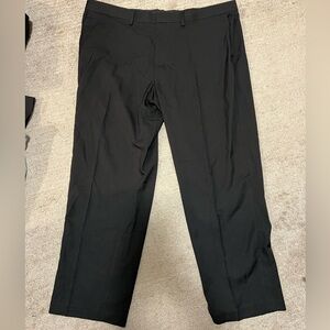 Haggar Men’s Black Dress Pants 42x29